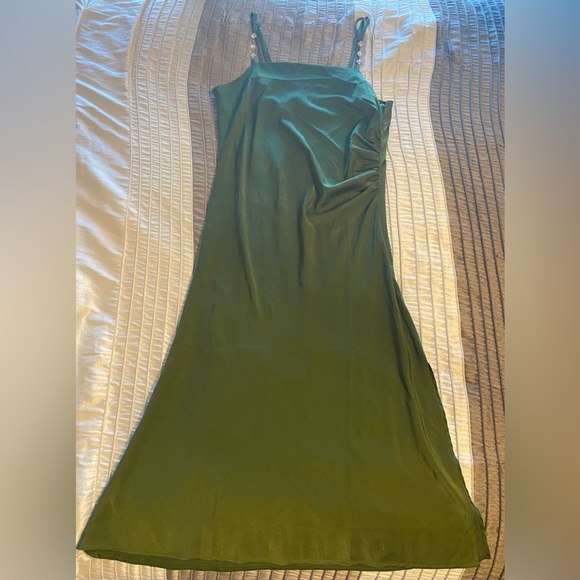 NEW- KOKO + MASON
Satin Slip Dress. Olive Green. Size X-Large NWOT - Picture 4 of 10